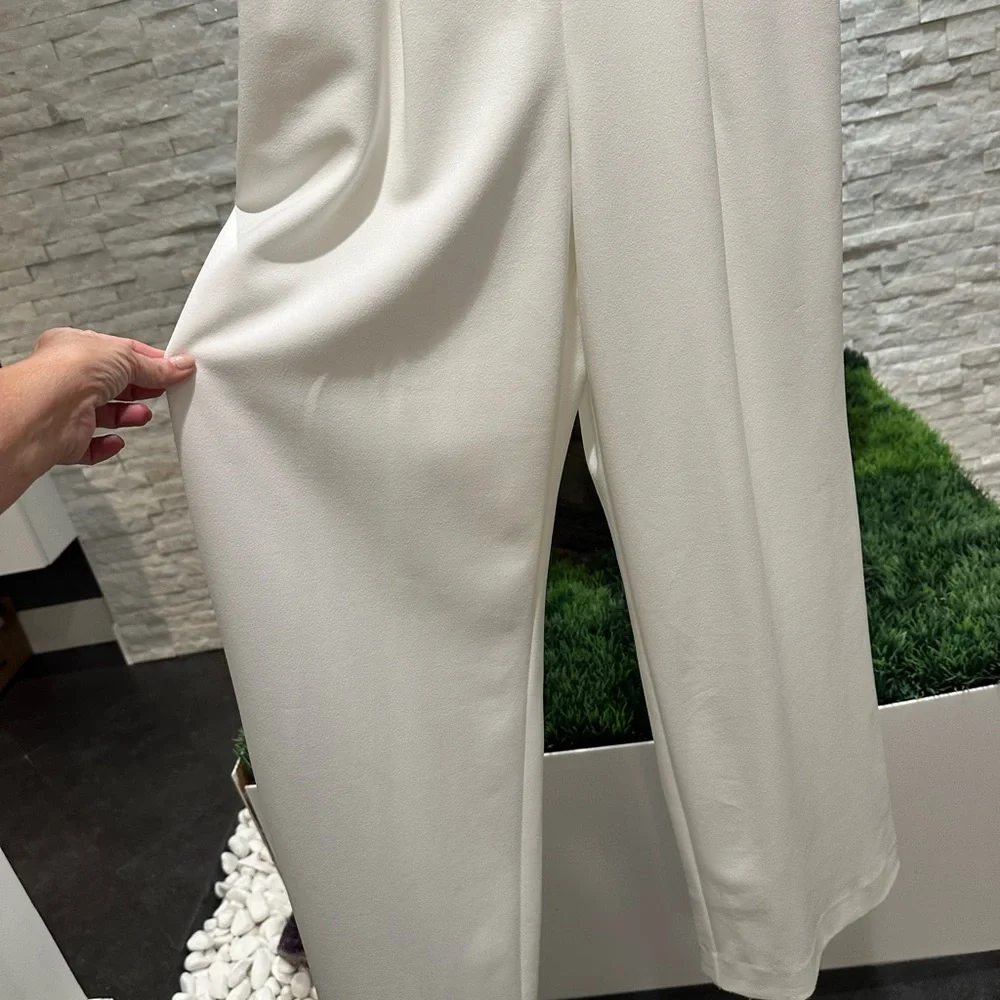 Xscape Strapless off shoulder white jumpsuit size 4 - Picture 4 of 8